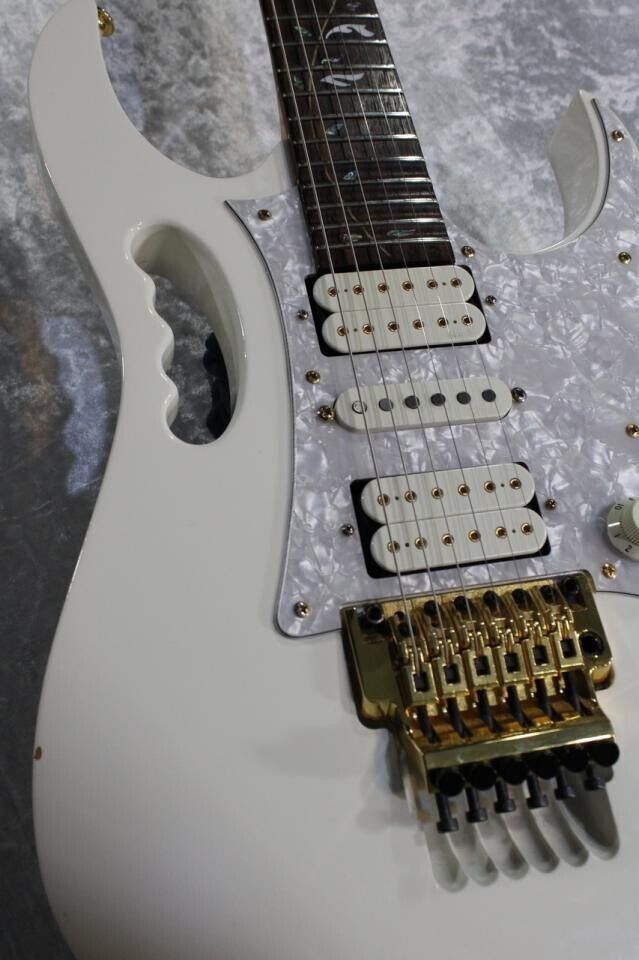 Ibanez JEM7V Steve Vai Signature Model White 2010 Electric Guitar From JP w/case