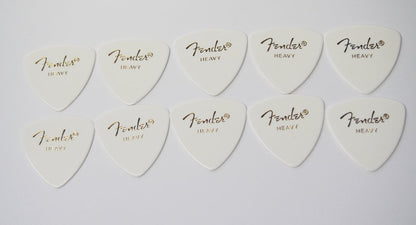 Fender Picks x 10 Triangle Heavy-White