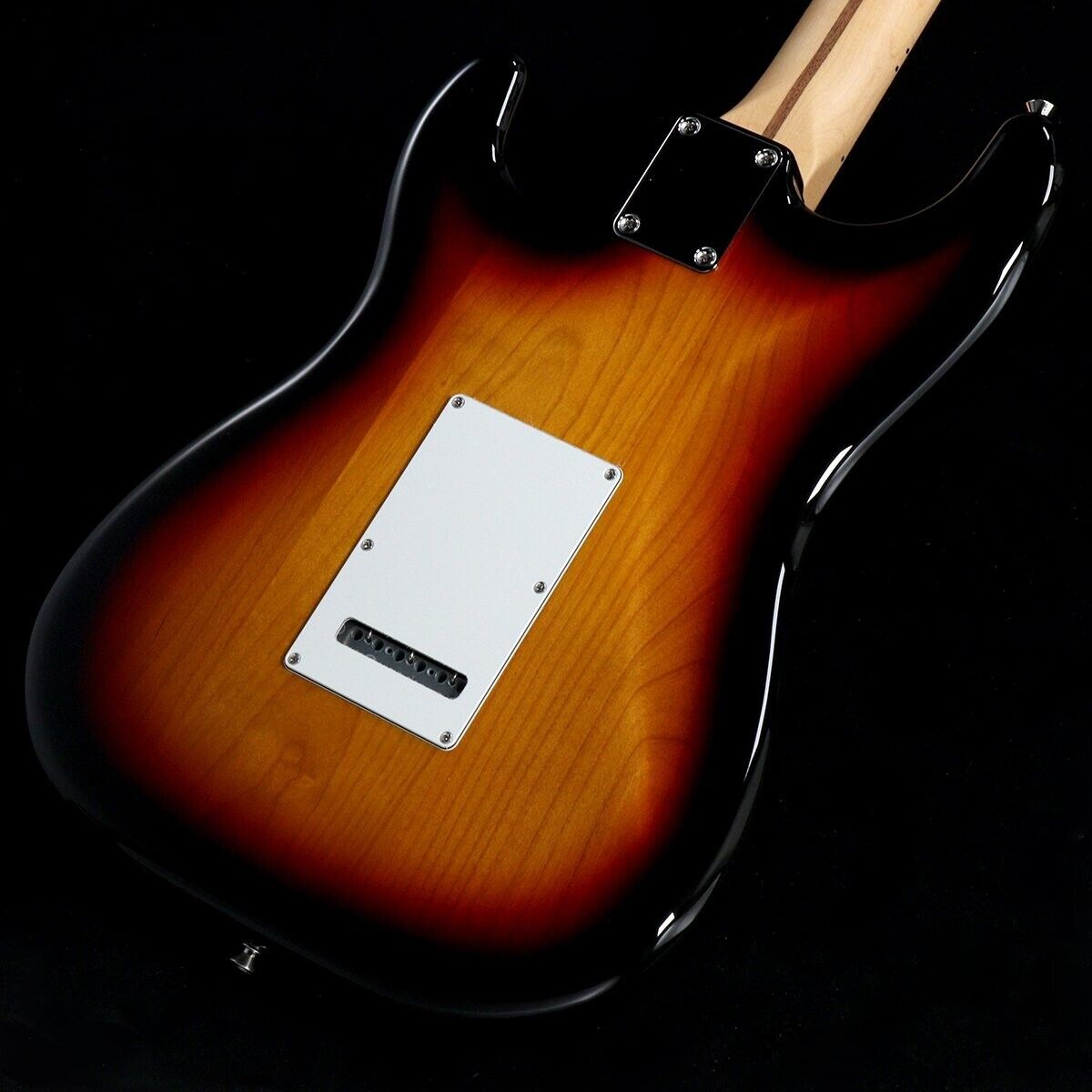 Fender Made in Japan 2024 Collection Hybrid II Stratocaster HSH 3-Color Sunburst