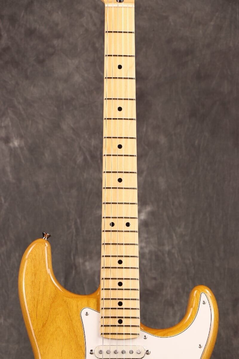 Fender Made in Japan 2024 Collection Hybrid II Stratocaster HSS Vintage Natural