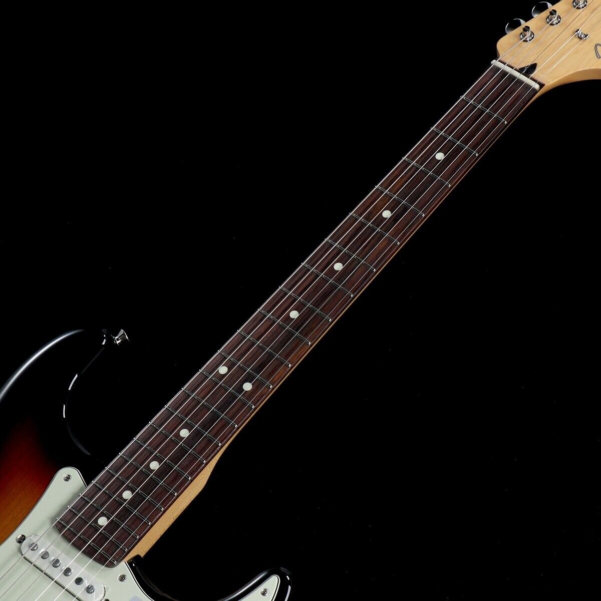 Fender Made in Japan 2024 Collection Hybrid II Stratocaster HSS 3-Color Sunburst