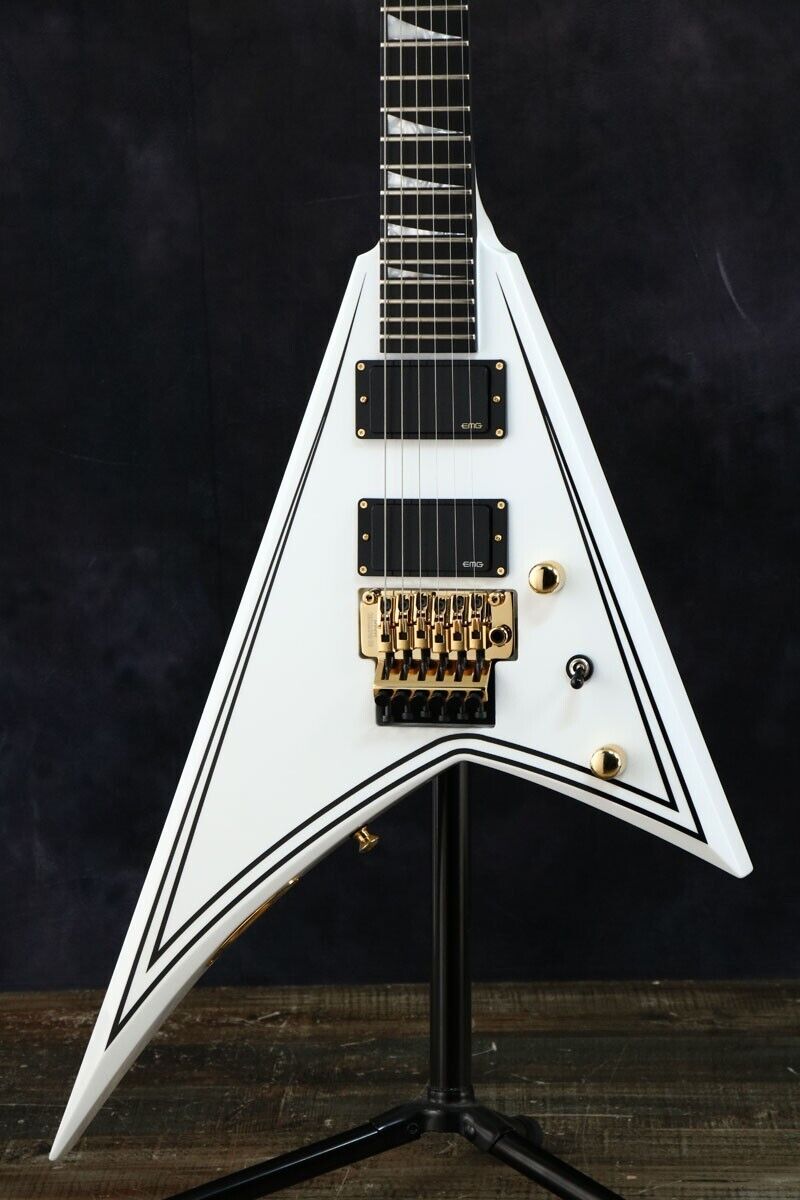 Jackson MJ Series Rhoads RR24-MG White with Black Pinstripes made in japan