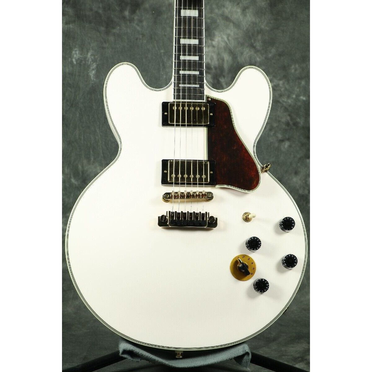 Epiphone BB King Lucille Bone White B.B. King Limited edition  w/ hard case New