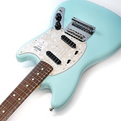 Fender Made in Japan Traditional Series 60s Mustang Daphne Blue Electric Guitar