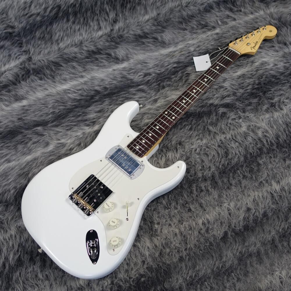 Fender Made in Japan Souichiro Yamauchi Stratocaster Custom White w/case