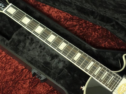 Epiphone Adam Jones Les Paul Custom Art Collection: Mark Ryden's Queen Bee New