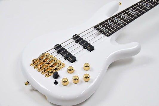 Yamaha BBNE2 Nathan East Signature 5-String Bass White w/hard case New