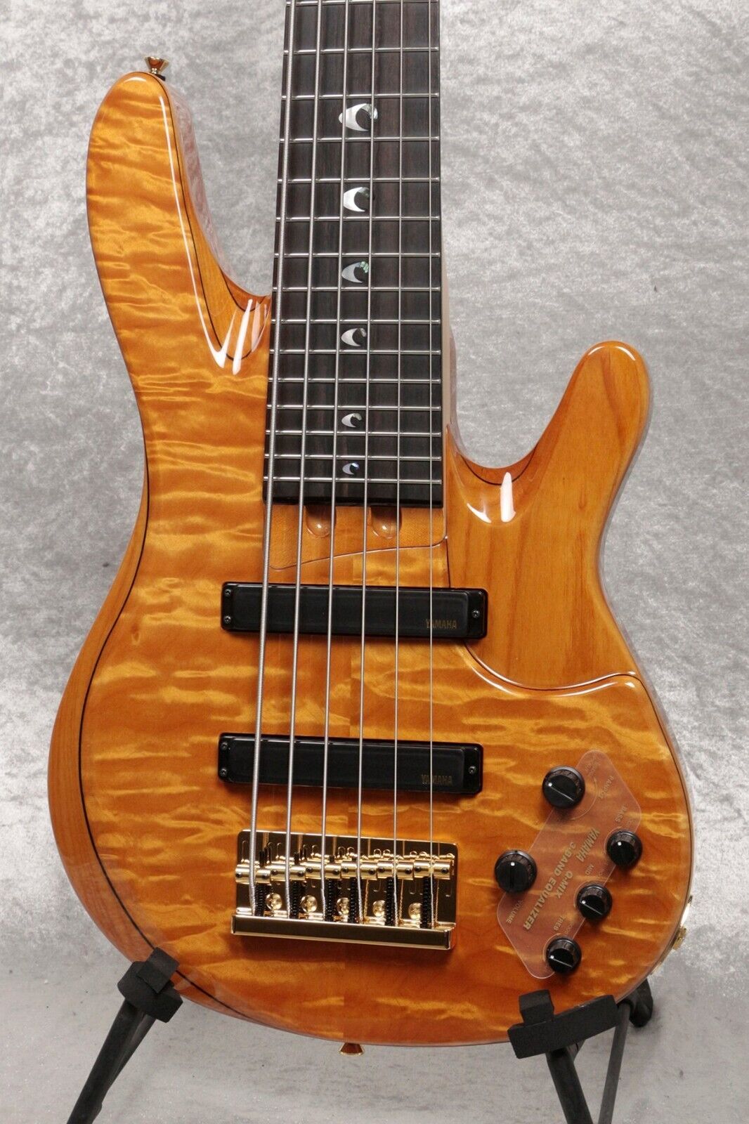 YAMAHA TRBJP2 AM Amber 6-string bass John Patitucci model made in JAPAN New